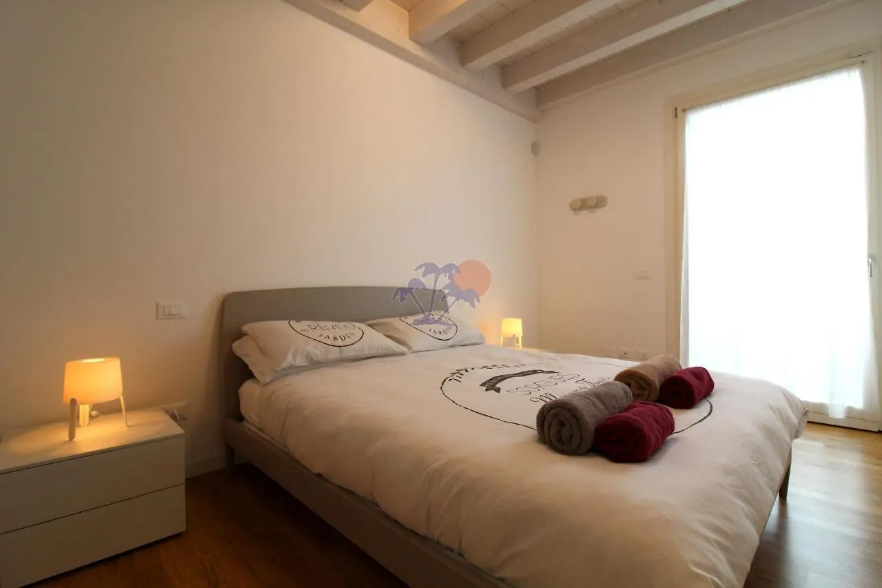 Apartment Appartamenti Acquadolce Peschiera del Garda Italien